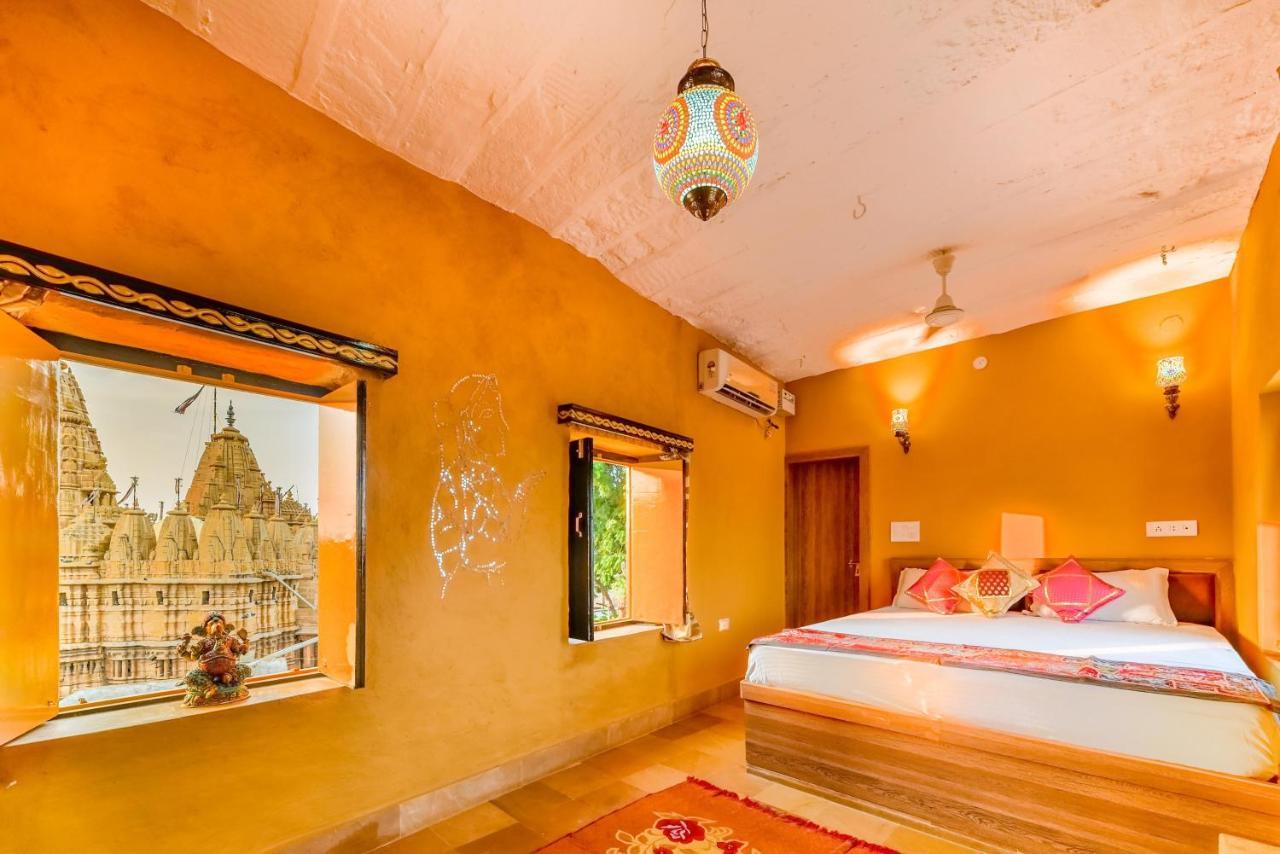 Mud Mirror Guesthouse Jaisalmer Exterior photo