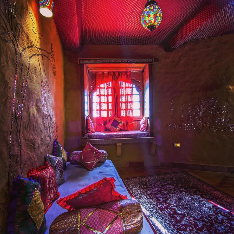 Mud Mirror Guesthouse Jaisalmer Exterior photo