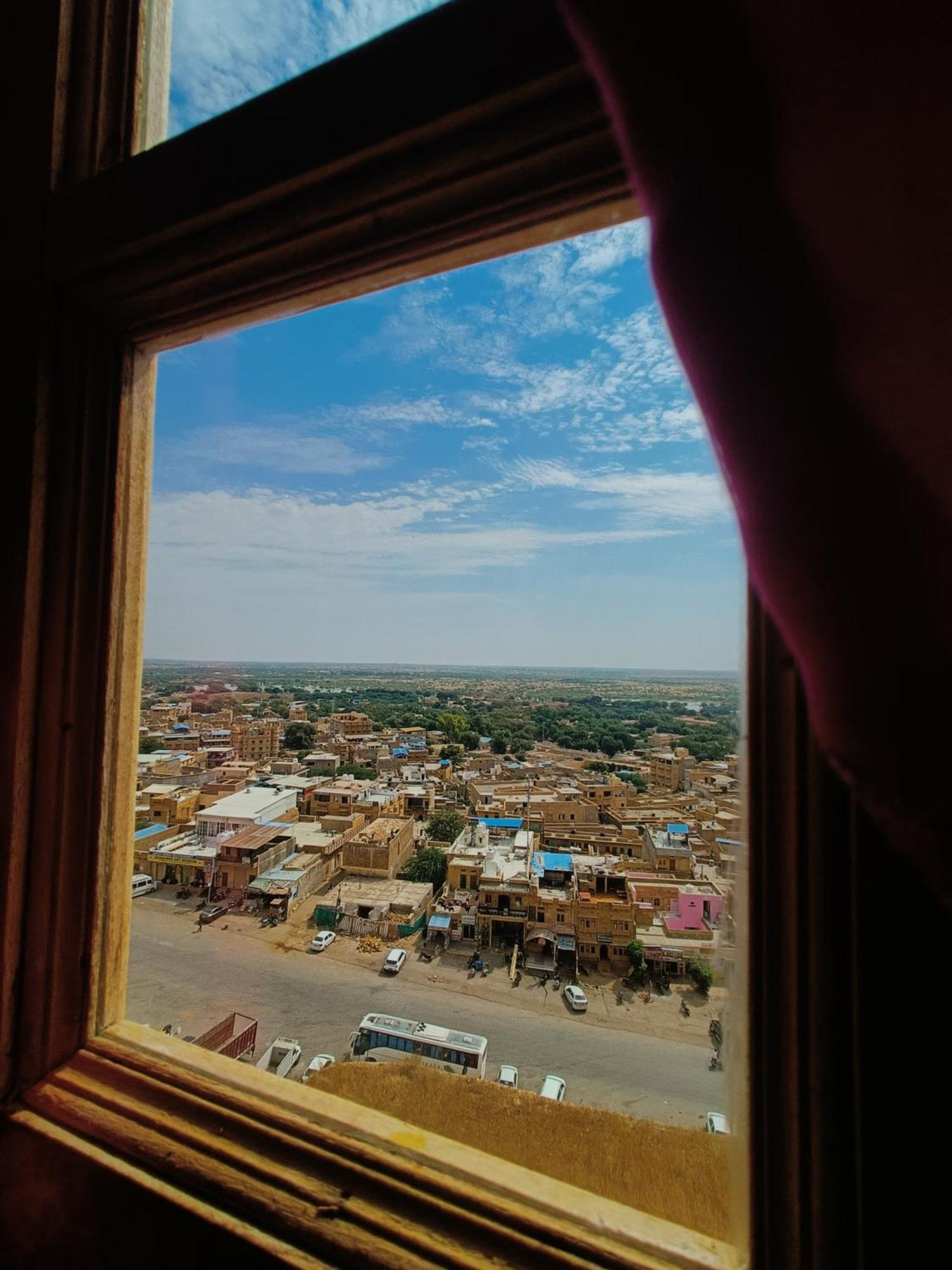 Mud Mirror Guesthouse Jaisalmer Exterior photo