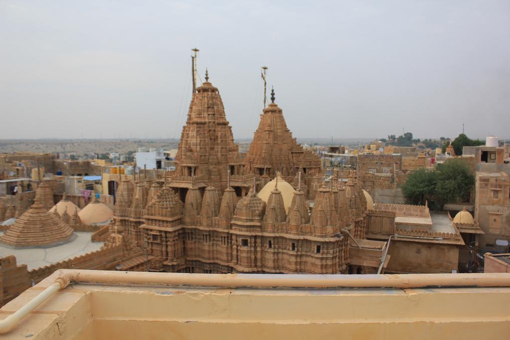 Mud Mirror Guesthouse Jaisalmer Exterior photo