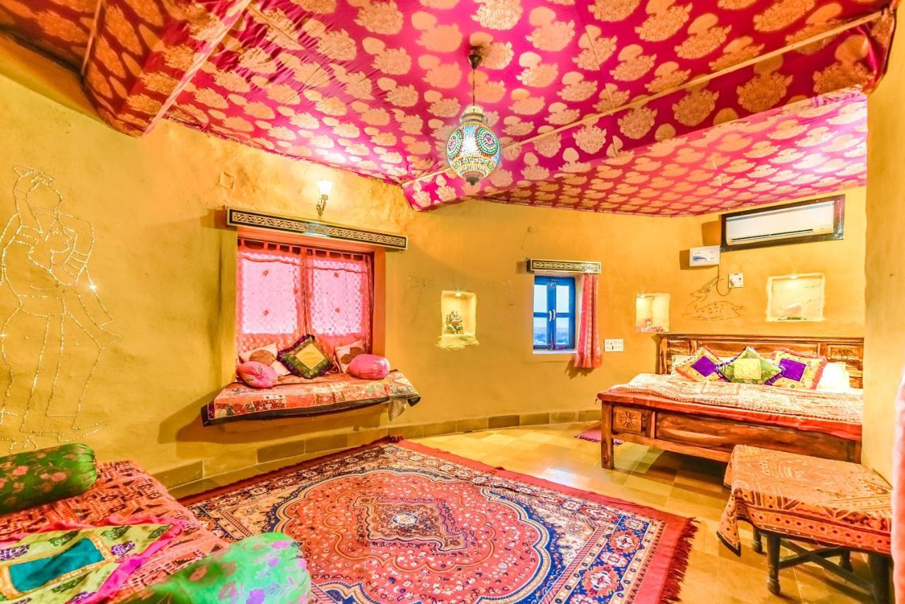 Mud Mirror Guesthouse Jaisalmer Exterior photo
