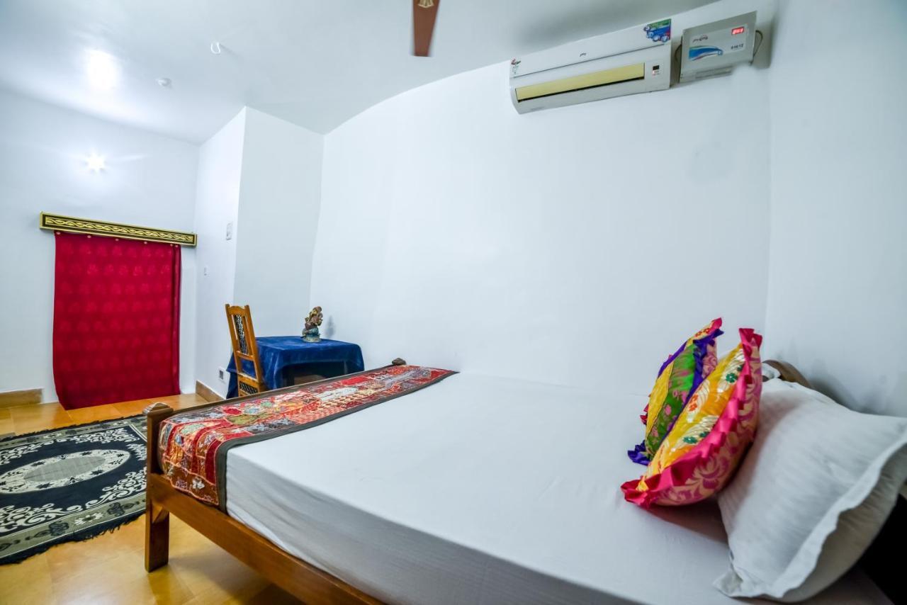 Mud Mirror Guesthouse Jaisalmer Exterior photo