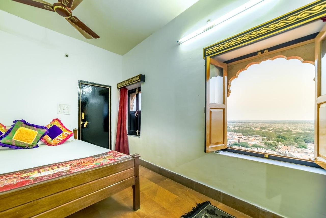 Mud Mirror Guesthouse Jaisalmer Exterior photo